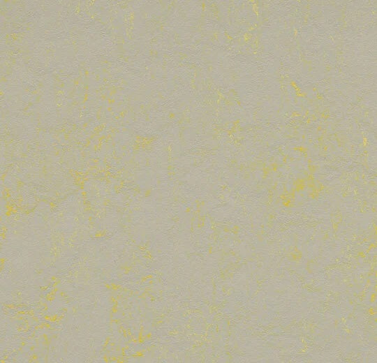 Marmoleum Concrete Yellow Shimmer 3733-cut