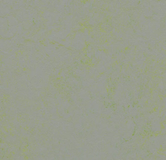 Marmoleum Concrete Green Shimmer 3736-cut