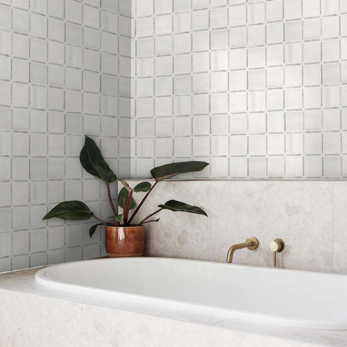 Boca White Dolomite Honed Lattice