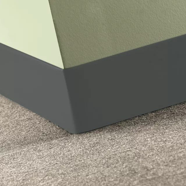 Johnsonite Rubber Black Pearl TDC-82-3 1/4X75