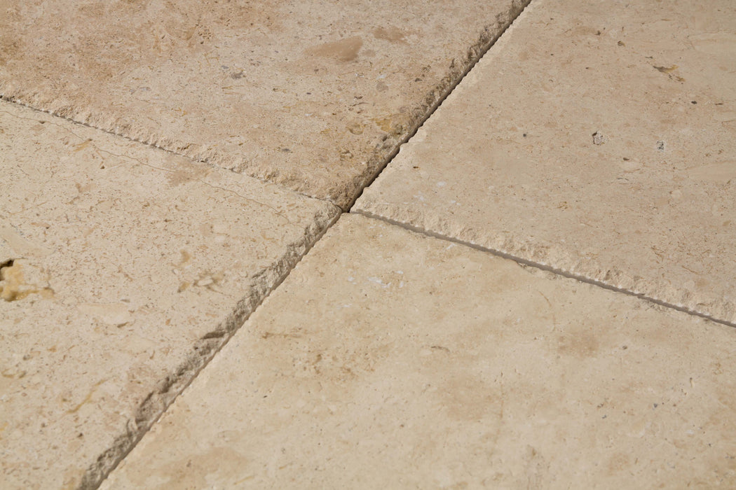 Euro Cross Cut Travertine Tile - Honed