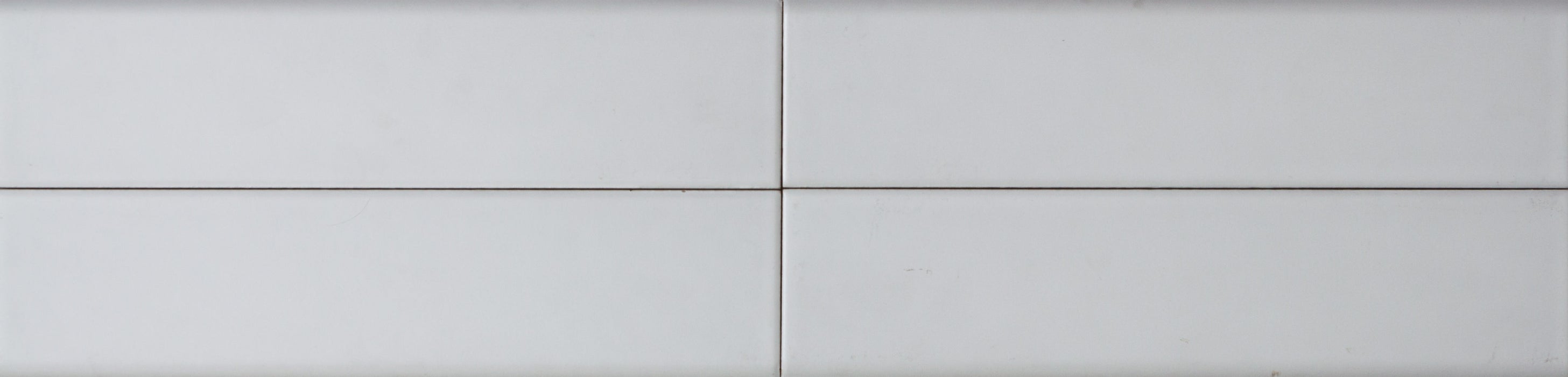 Diseta White Polished Porcelain Bullnose - 3" x 13" Bullnose