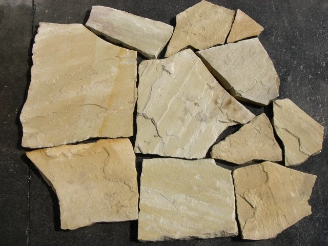 Jade White Sandstone Flagstone - Random Sizes x 3/4" - 1 1/4"