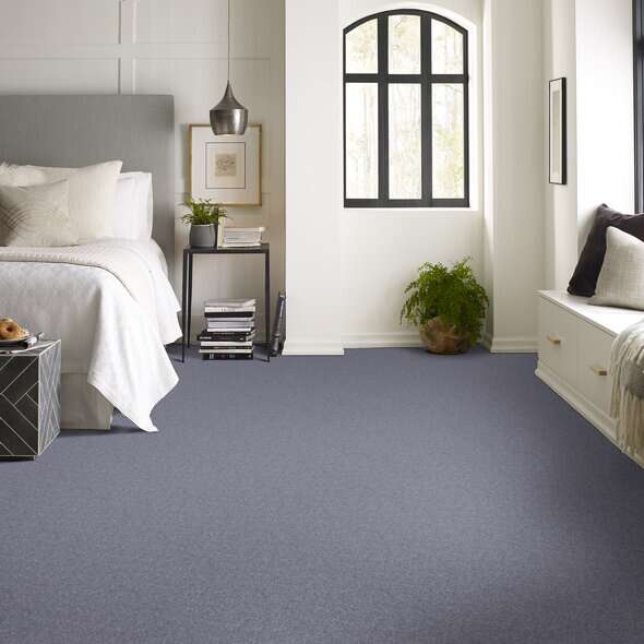 Queen Harborfields I 15' Periwinkle Textured 00408