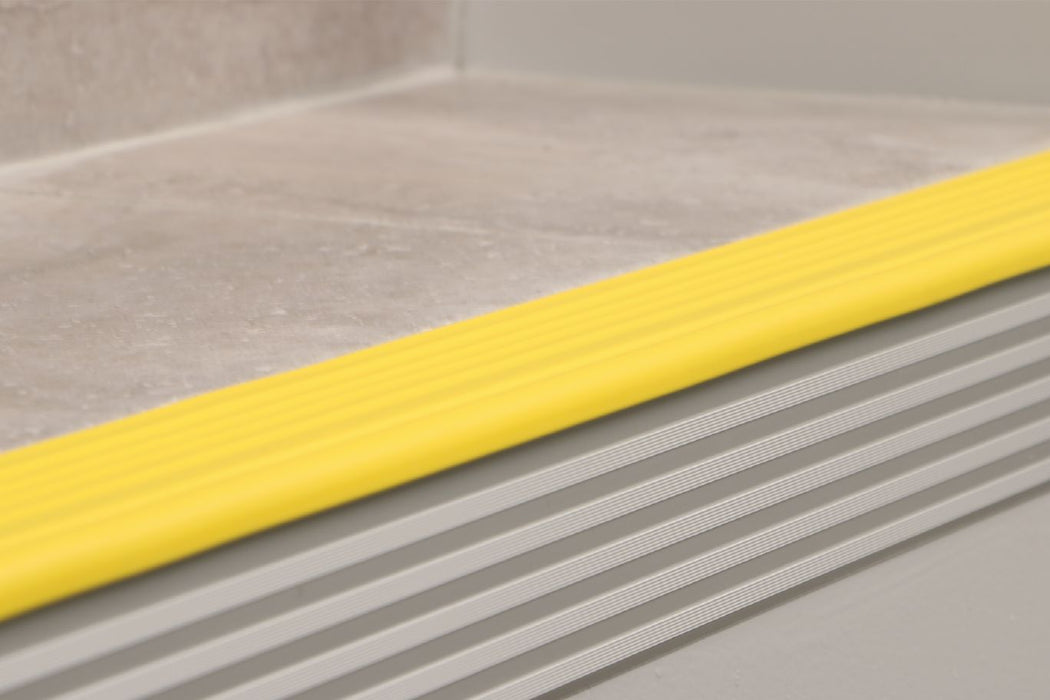 E26/GS Black PVC Tile Edging Trim