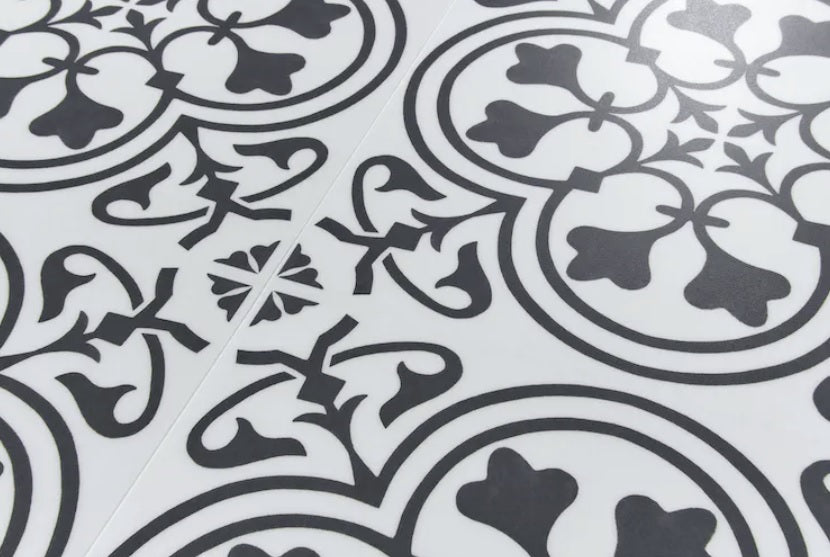 Adura Apex (APXV) Trellis Vinyl Iron APX070