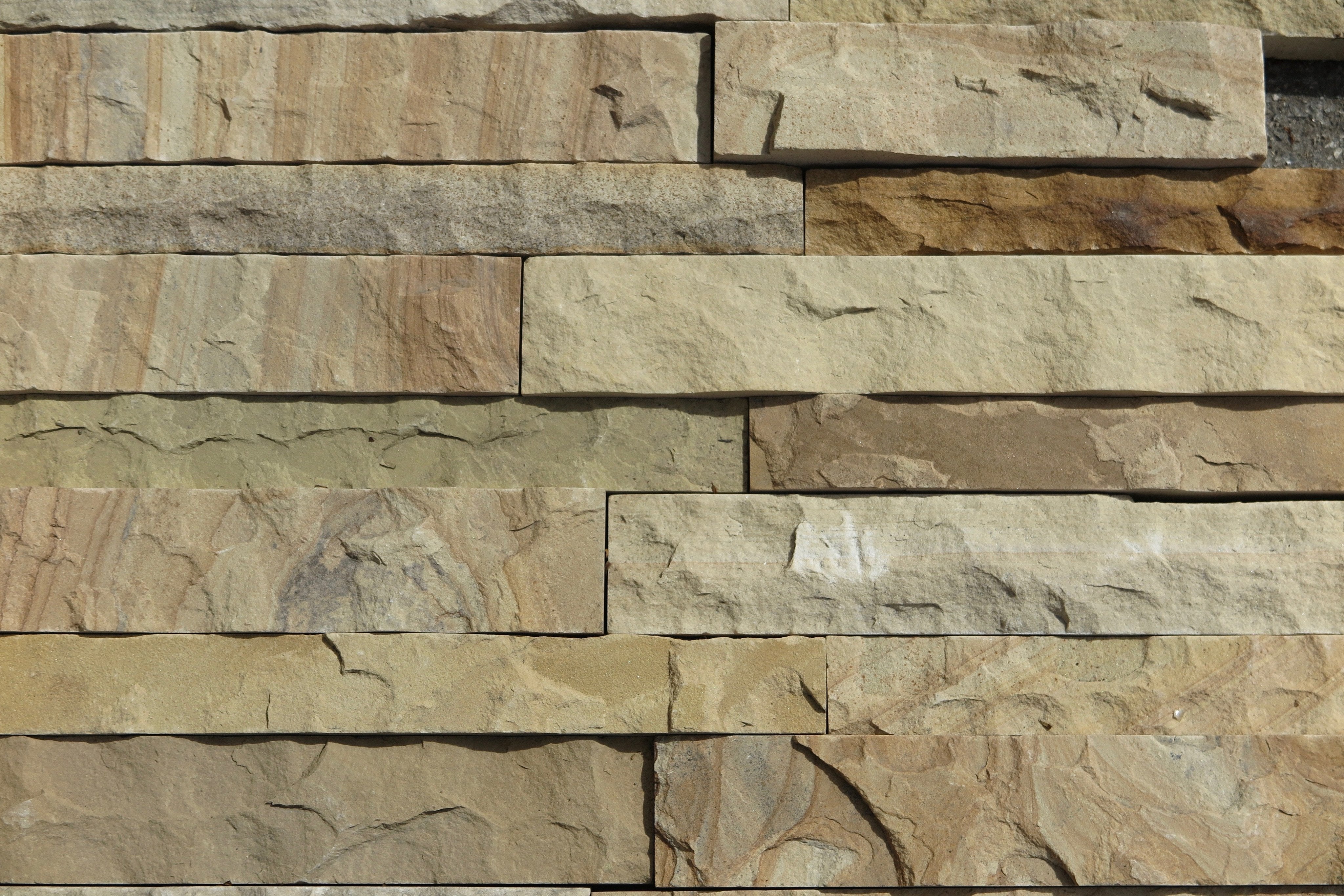 Utah Sunrise Sandstone Ledgestone - Split Face | Stone & Tile Shoppe