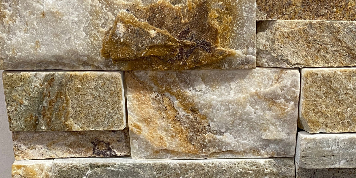 Woodridge Natural Cleft Quartzite Ledgestone With Interlocking Corner