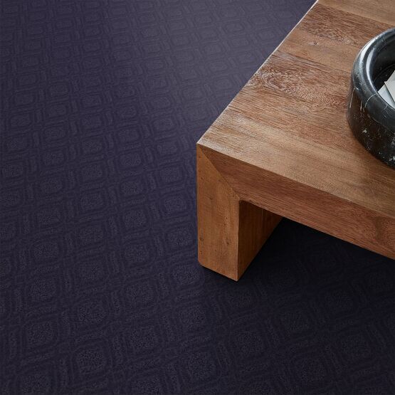 Expressive Dark Lilac Pattern 00997