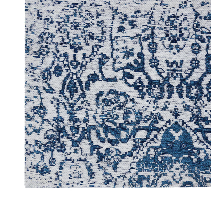 Damask Ivory / Navy IVNAV Polyester