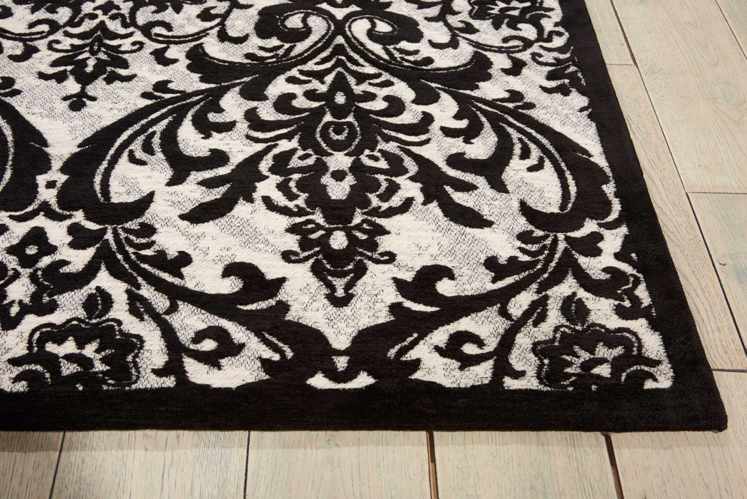 Damask Polyester BKWHT Black/White