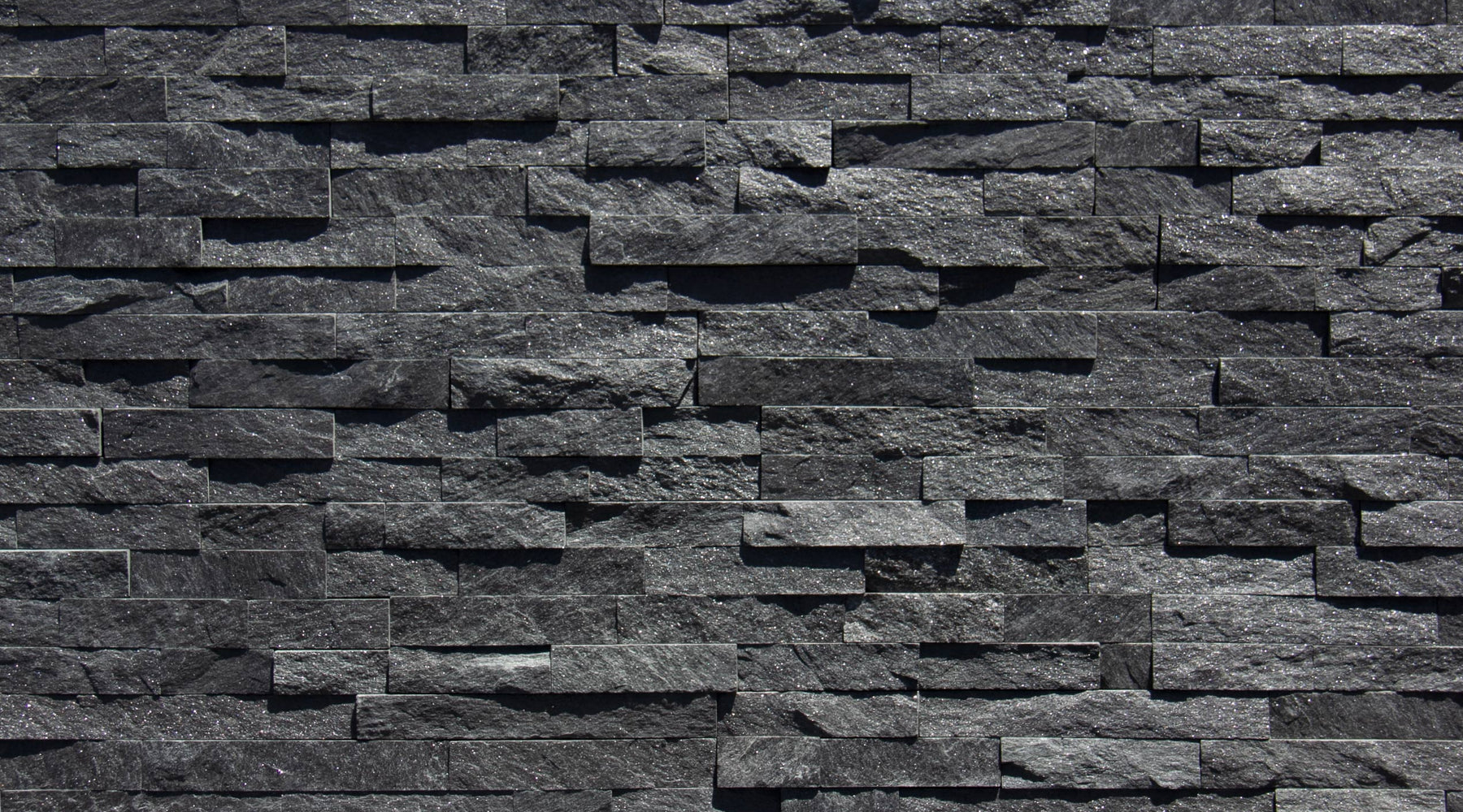 Kings Black Split Face Quartzite Ledgestone - 6" x 24"