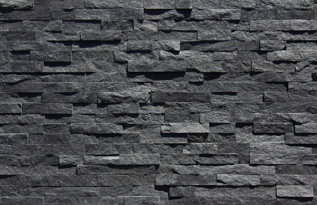 Full Ledger Sample - Kings Black Quartzite Ledgestone - 6" x 24" Split Face