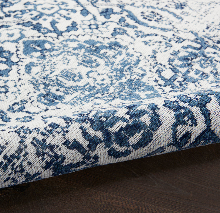 Damask Polyester IVNAV Ivory / Navy