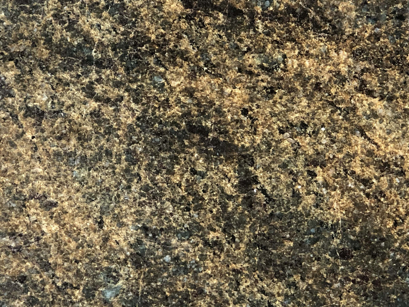 Pine Green Polished Granite Tile